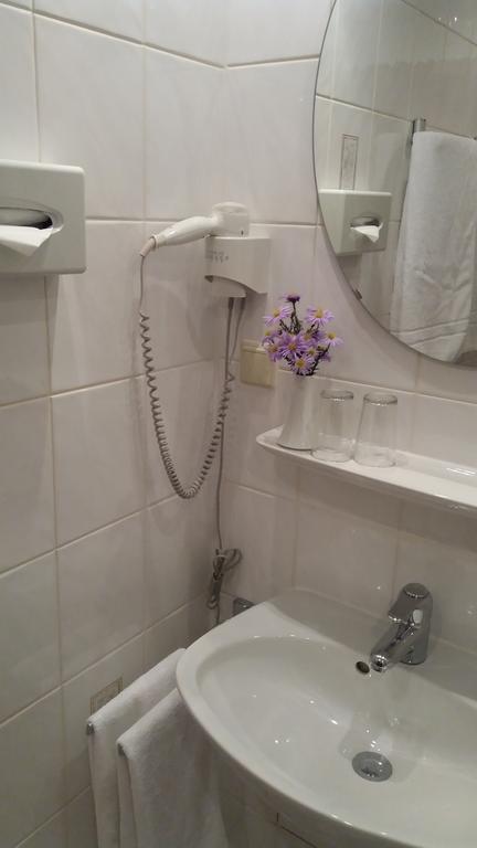 Hotel Dorotheenhof Cottbus Esterno foto